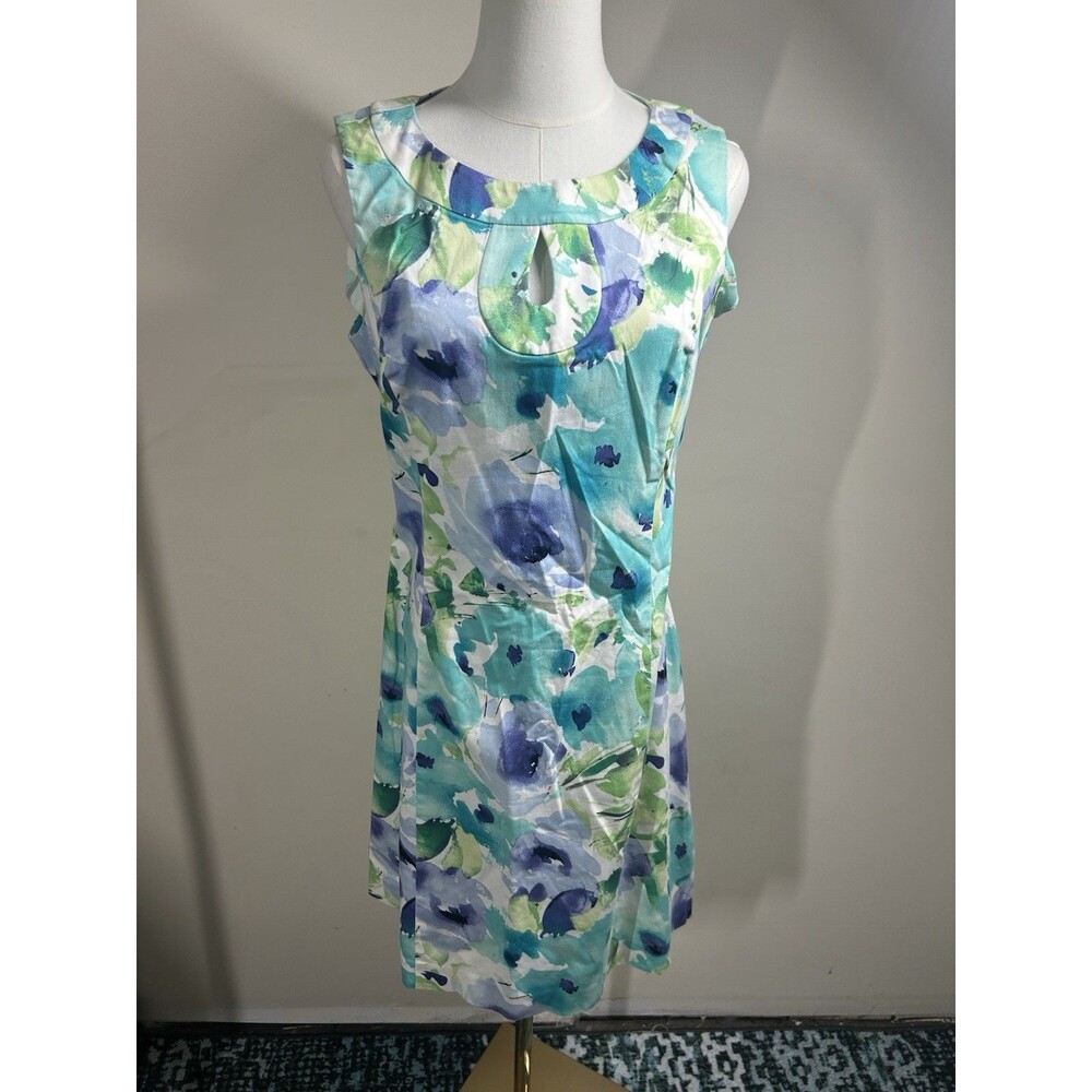 Chaps Women's Shift Dress Size 10 Multicolor Floral Sleeveless 225
